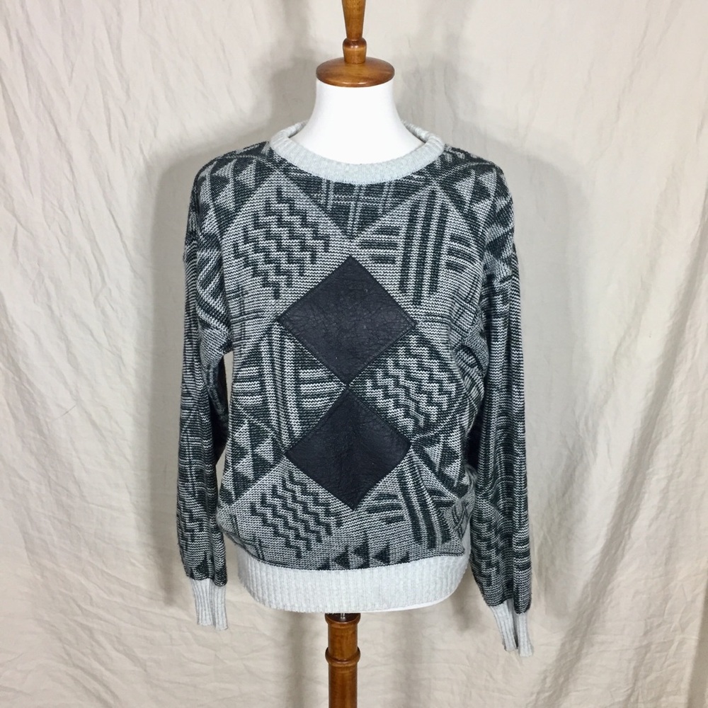 Barnaby Vintage Geometric Sweater w Leather Accent